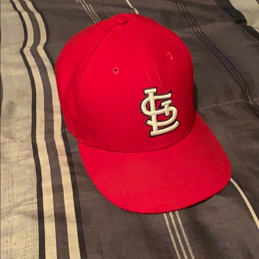 Red St. Louis Cardinals hat